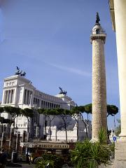 rome colonne trajan et palais victor emmanel2